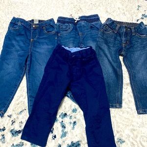—-SOLD—-Jeans for baby boys from  18-24 and 2t set of 4